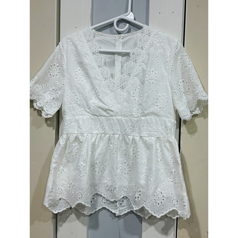 SHEIN Women's Blouse L White Floral Eyelet Lace V-Neck Short Sleeve Peplum Zip